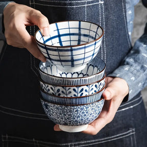 Conjunto de 4 Pratos Cerâmica Branca e Azul com Estampa Floral